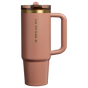 Visuel pour Stanley 1913 Quencher® ProTour Flip Straw Tumbler 0.89L dans Latte | Recto Afficher