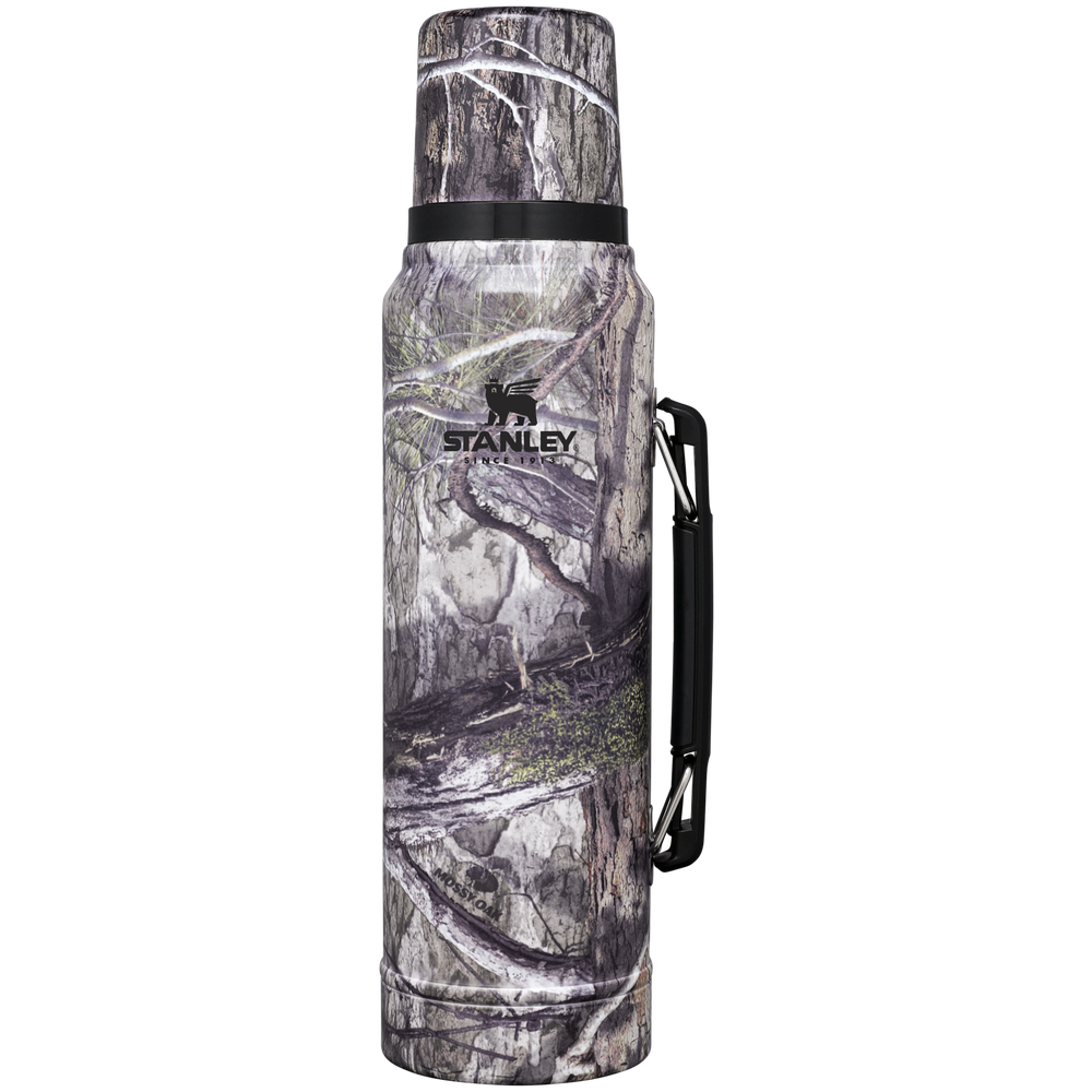 Stanley 1913 Classic Legendary Bottle 1.0L w Country DNA | View 1