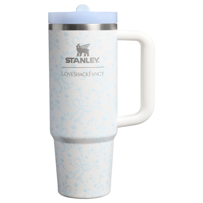 Stanley 1913 Stanley 1913 x LoveShackFancy Quencher® ProTour Tumbler 0.89L in Coquette Bow - Winter Ice | Frontale Visualizza