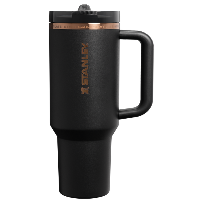 Stanley 1913 Messi x Stanley 1913 Quencher® ProTour Flip Straw Tumbler 1.18L dans Messi GOAT Black | Recto Afficher